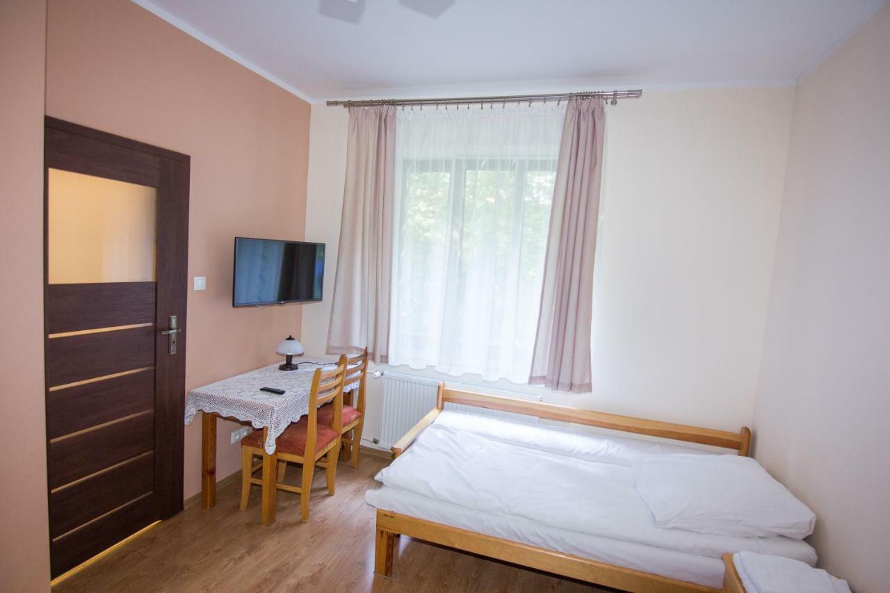 Willa Alkor Drzensko  Buitenkant foto